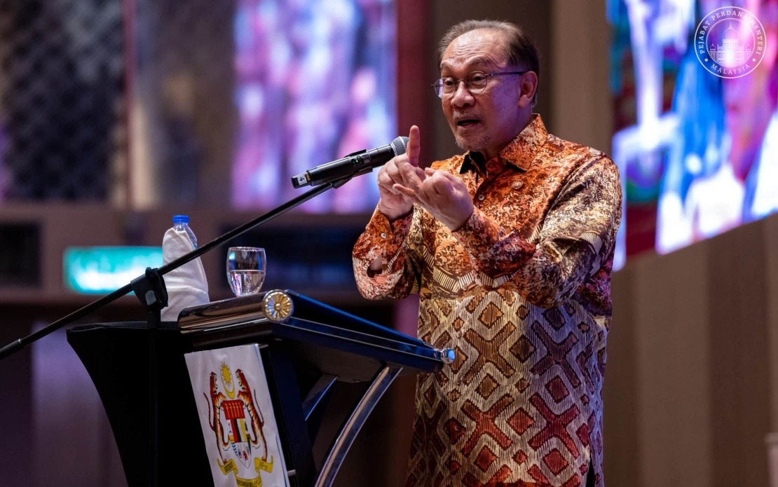 Govt Pledges Support for Young People Facing Complex Challenges, Says PM Anwar