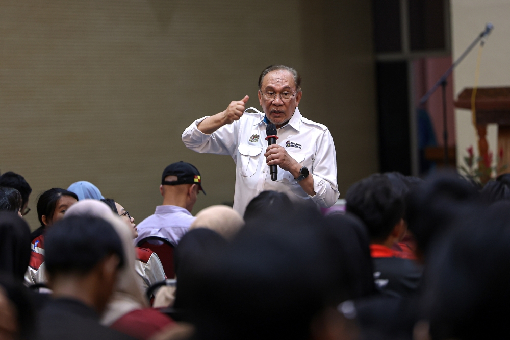 Anwar Seeks Fresh Mandate in Negeri Sembilan, Framing Pakatan as Guarantor of Stability