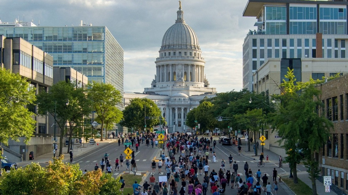 Police Shooting in Wisconsin Triggers Street Protests