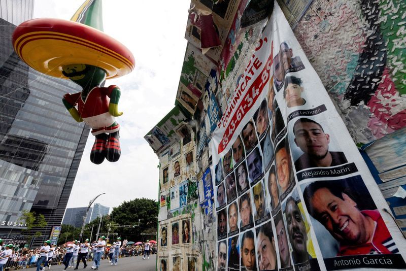 Mexico's World Cup Pride Masks Deep Social Fractures