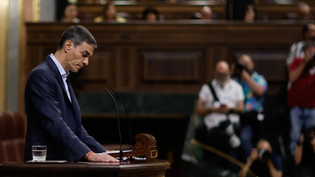 Spain's PM Rejects Corruption Claims Amid Aide's Prison Sentence