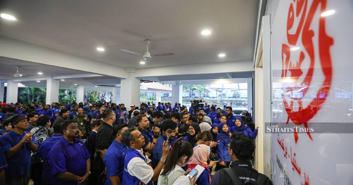Johor Umno Headquarters Thrums with Energy as Barisan Nasional Prepares to Unveil Candidate Slate for 16th State Election