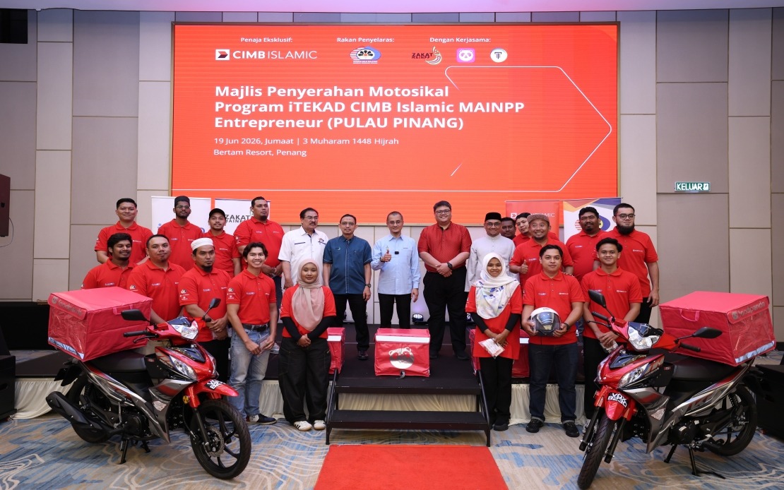 Twenty Selected Entrepreneurs Receive Motorcycles Under CIMB Islamic-MAINPP Poverty Alleviation Scheme