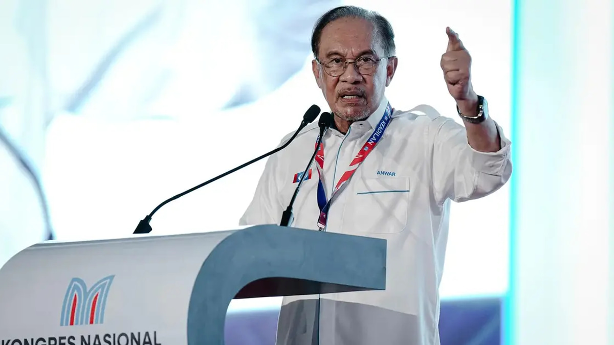 Anwar Allocates RM1 Million Additional Funds to Every Parliamentary Constituency