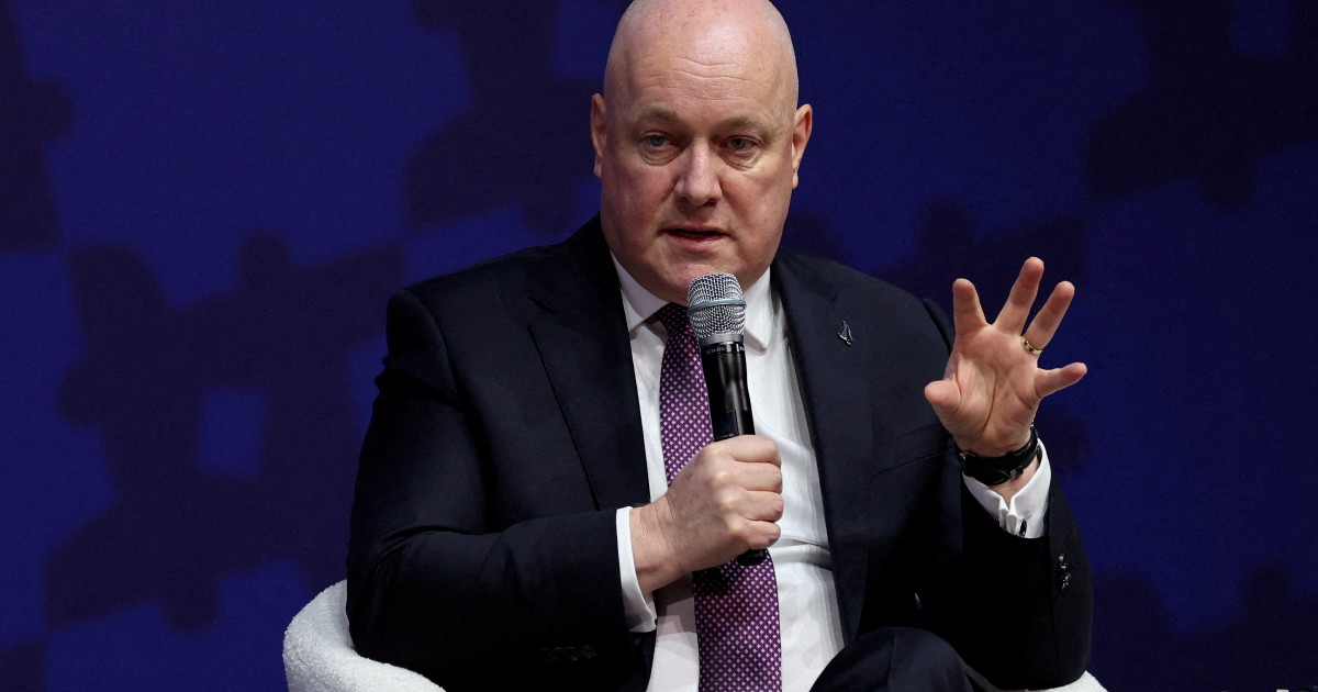 New Zealand PM Luxon Signals Openness to Electoral Referendum Amid Coalition Tensions