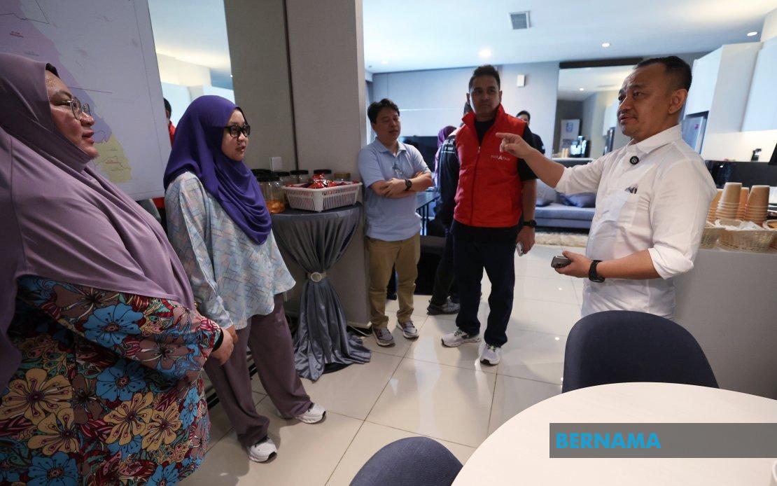 Maszlee Malik Proposes Mobile App for Puteri Wangsa Constituent Services