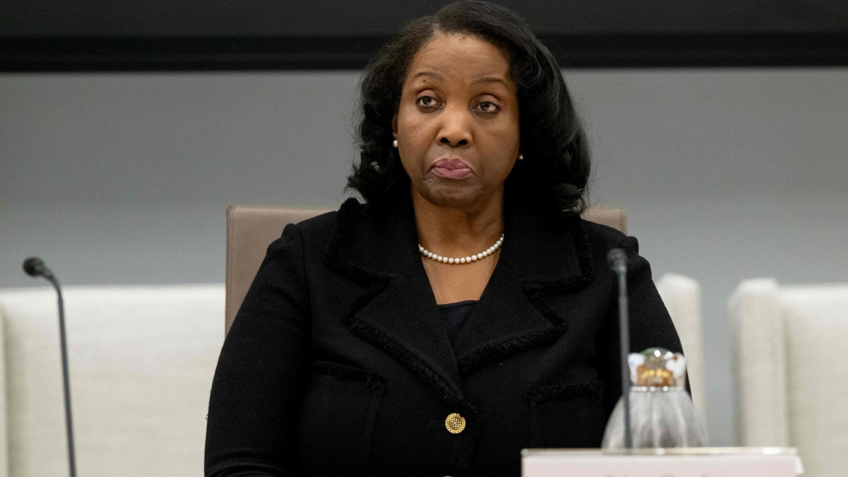 Trump Presses New Bid to Oust Fed Governor Lisa Cook Amid Fraud Claims