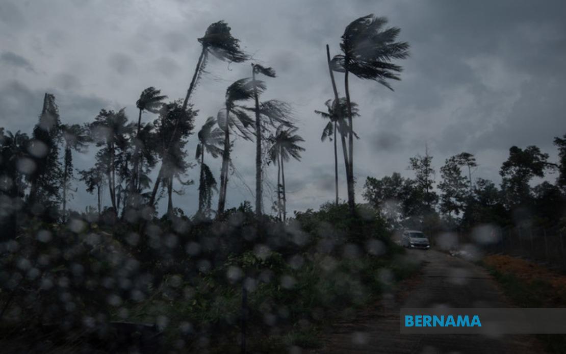 Thunderstorms and Heavy Rain to Batter Multiple States Until Early Afternoon