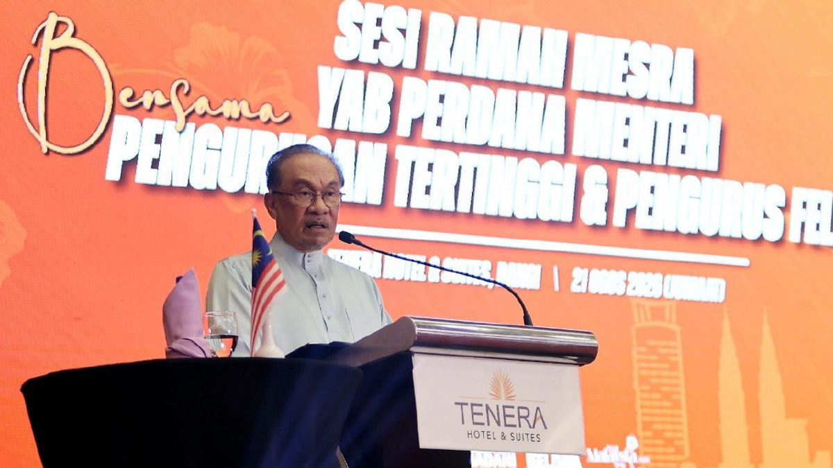 Felda Task Force Has Started Operations, Anwar Confirms