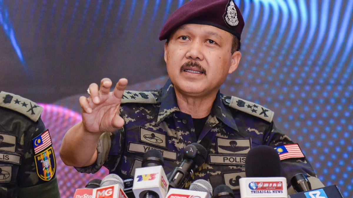 Police seize RM6.19 million in undocumented frozen pork at Miri warehouse