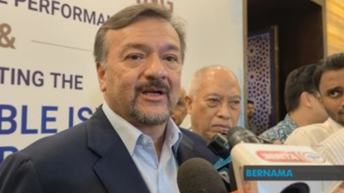 Malaysia Scraps RM1 Interbank ATM Fees to Support Rural Financial Access