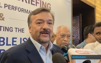 Malaysia Scraps RM1 Interbank ATM Fees to Support Rural Financial Access