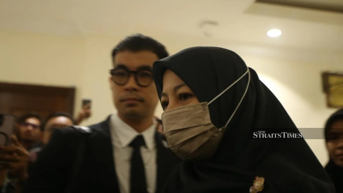 Mother's Regret Over Daughter's School Choice Emerges in Coroner's Inquiry