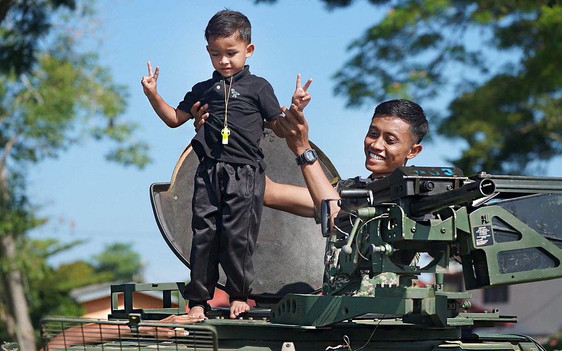 Defence Ministry Deepens Community Ties Through Welfare Initiative in Alor Gajah