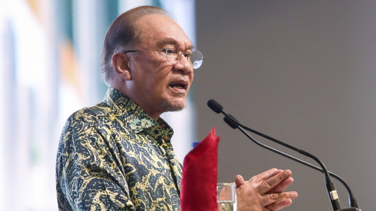 Malaysia needs only RM16mil for Sepang F1 preparations, says Anwar