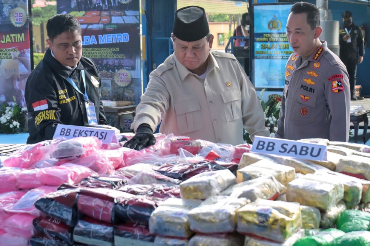 Indonesia intercepts 2.6 tonnes of liquid methamphetamine in major maritime drug seizure