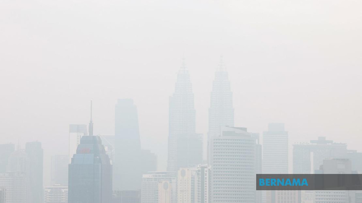 Southern ASEAN Haze Crisis Intensifies as Dry Spell Grips Region