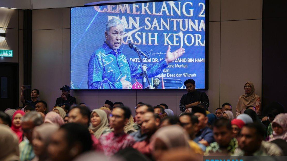 BN's Campaign Momentum Is Real, Says Zahid as Johor Election Nears