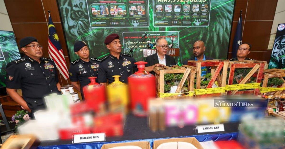 Police bust smuggling racket in KL and Klang, arrest 5 and seize RM12.8 million