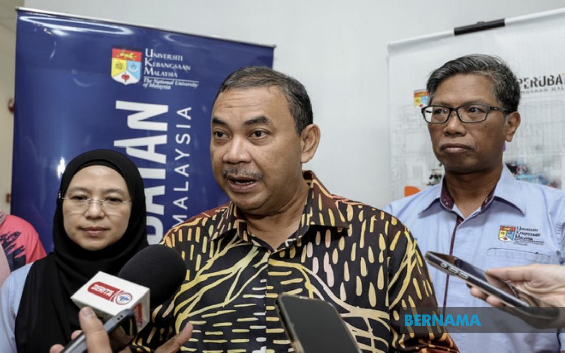 PM Anwar's Economic Leadership Draws Wide Praise, Says Political Secretary