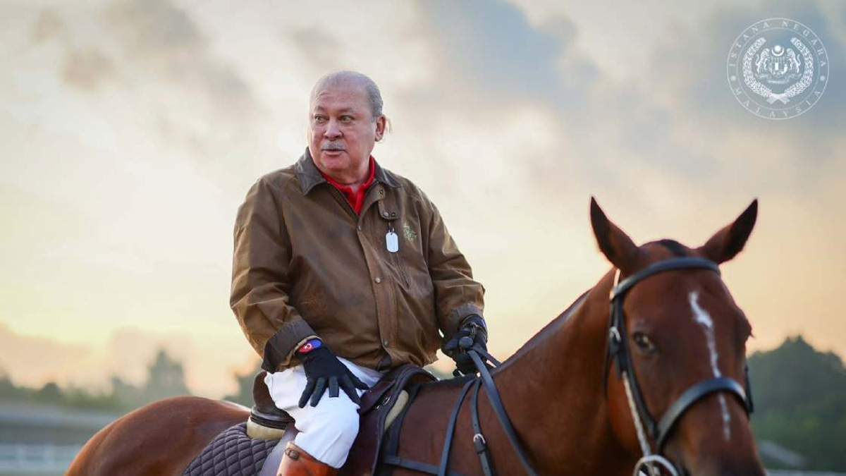 Sultan Ibrahim Continues Regular Equestrian Exercise at Johor Polo Club