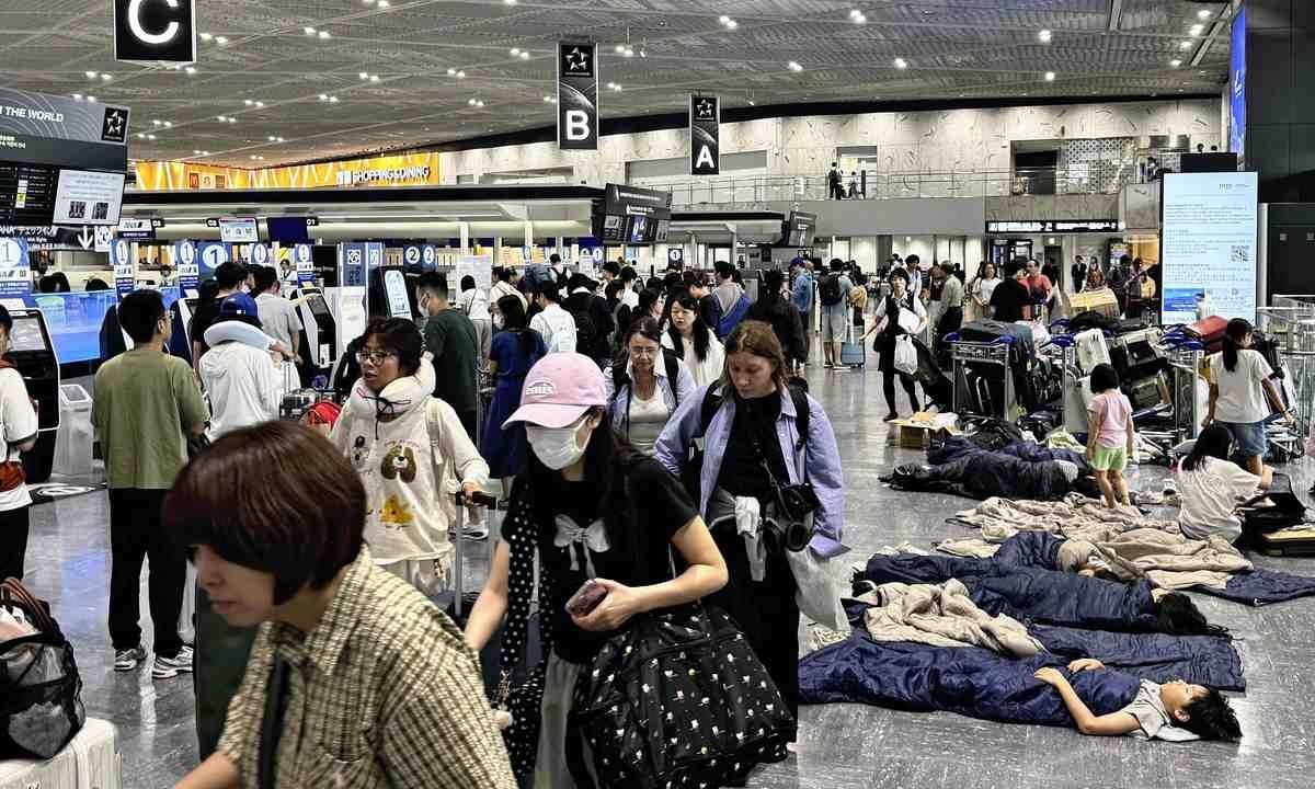 Record rainfall paralyses Japan's Chiba Prefecture, stranding 10,000 travellers