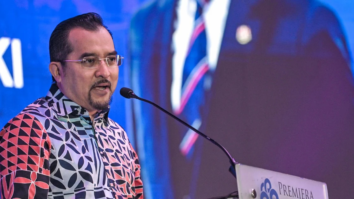 Umno Official Defends Pas Alliance Strategy, Challenges PH Criticism