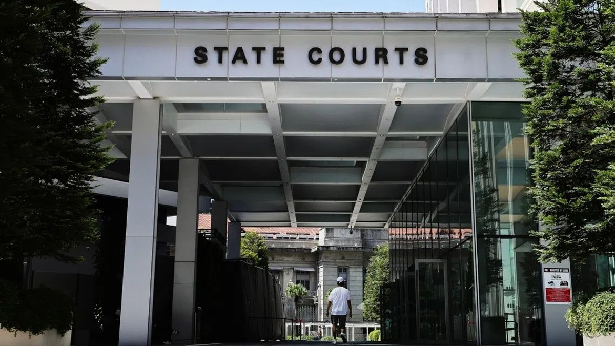 Construction Boss Jailed for S$127,000 Bribery Scheme at Singapore Zoo