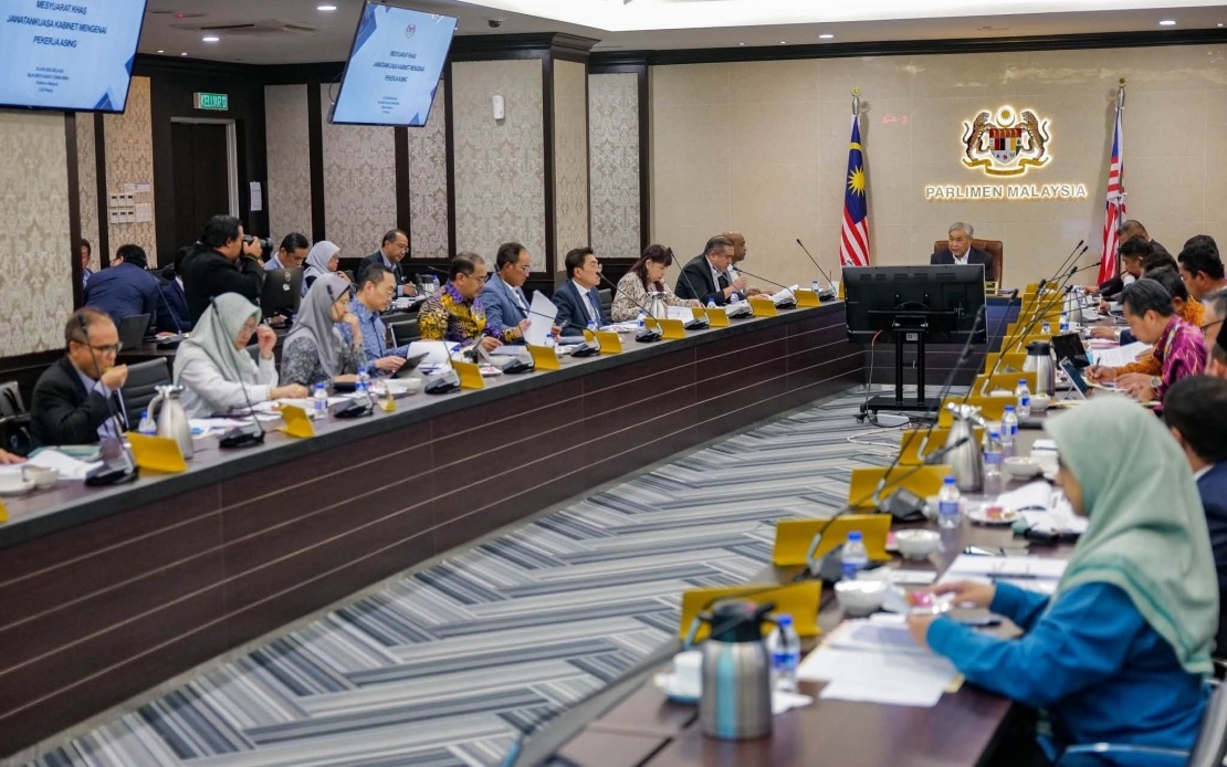 Government to Restructure Foreign Worker Management System Under Ahmad Zahid's Leadership