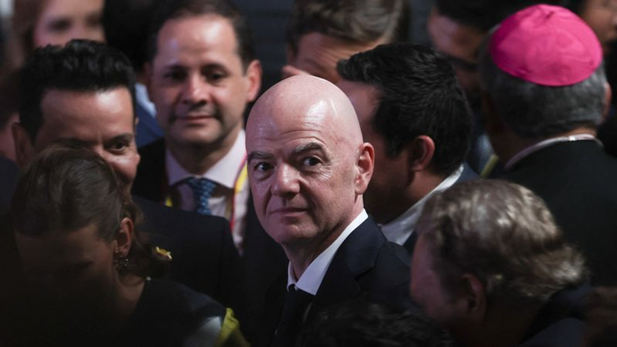 FIFA membership should decide Infantino's fate at 2027 Congress, says CAF chief