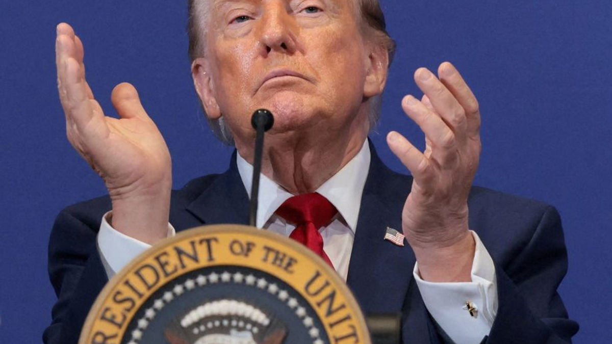 US Tightens Visa Rules for Foreign Students and Journalists, Singling Out China