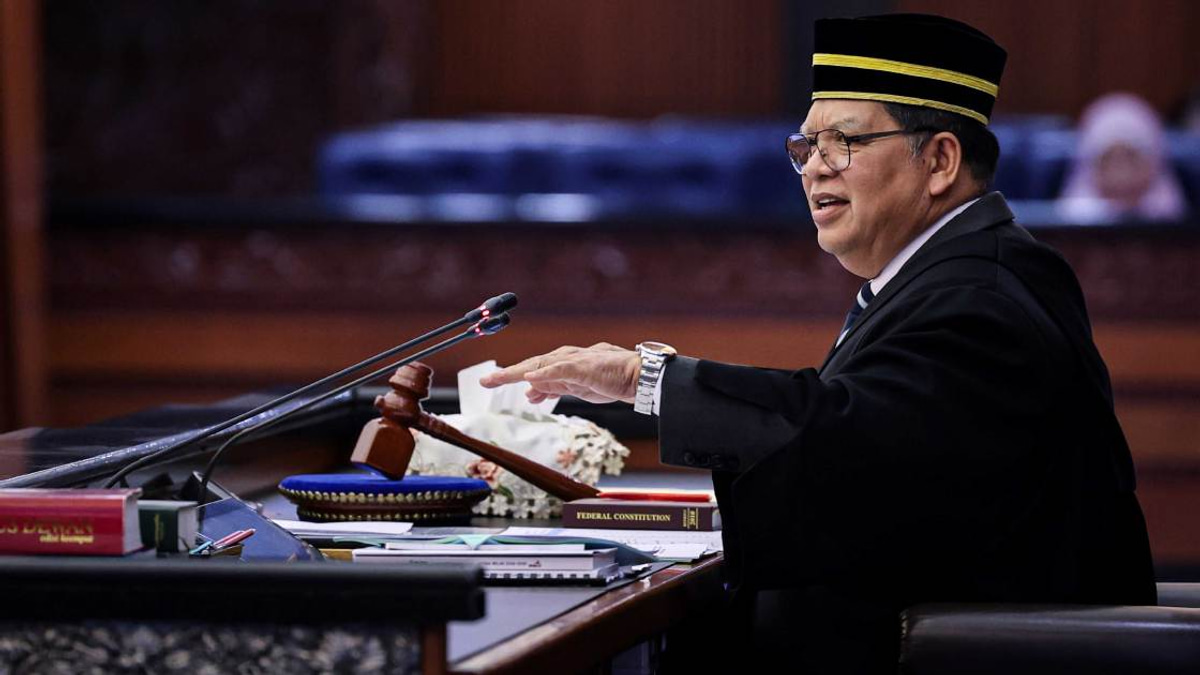 Dewan Rakyat Speaker Urges MPs to Attend Sessions, Warns Against Unjustified Absences