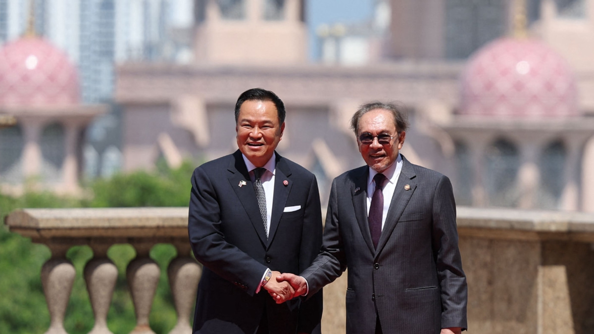 Anwar and Anutin Chart Closer Malaysia-Thailand Partnership at Putrajaya Meeting