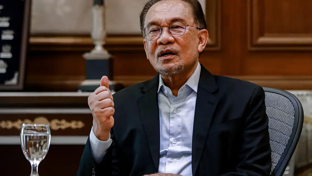 Malaysia Won't Accept Unfair Treatment from Europe, Anwar Declares Amid Trade Row