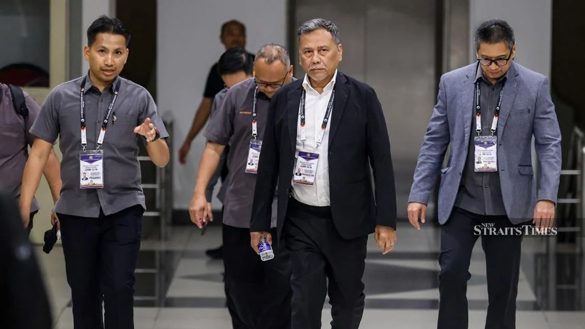 Malaysia's Election Commission to Investigate Voters Sharing Marked Ballot Photos Online