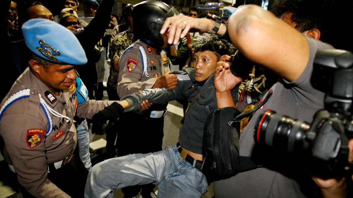 Indonesia charges four protesters over Surabaya anti-government rally