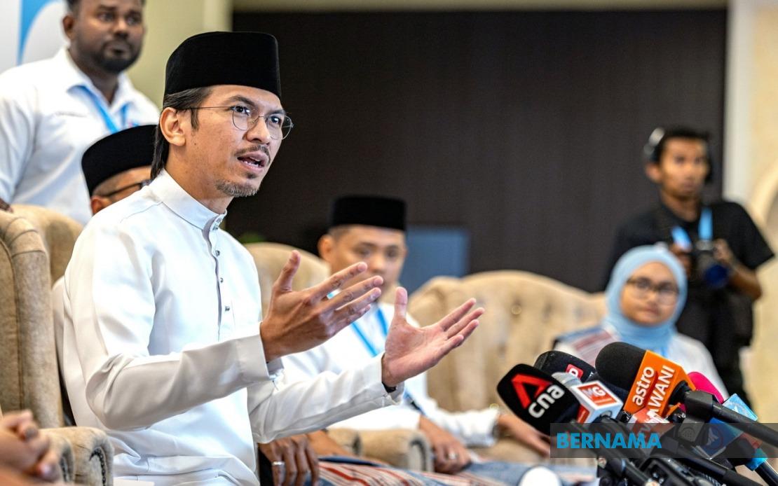 PKR Leadership Dismisses Member Departures as Insignificant to Party Stability