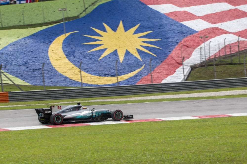 Anwar to announce Formula One decision for Malaysia within days