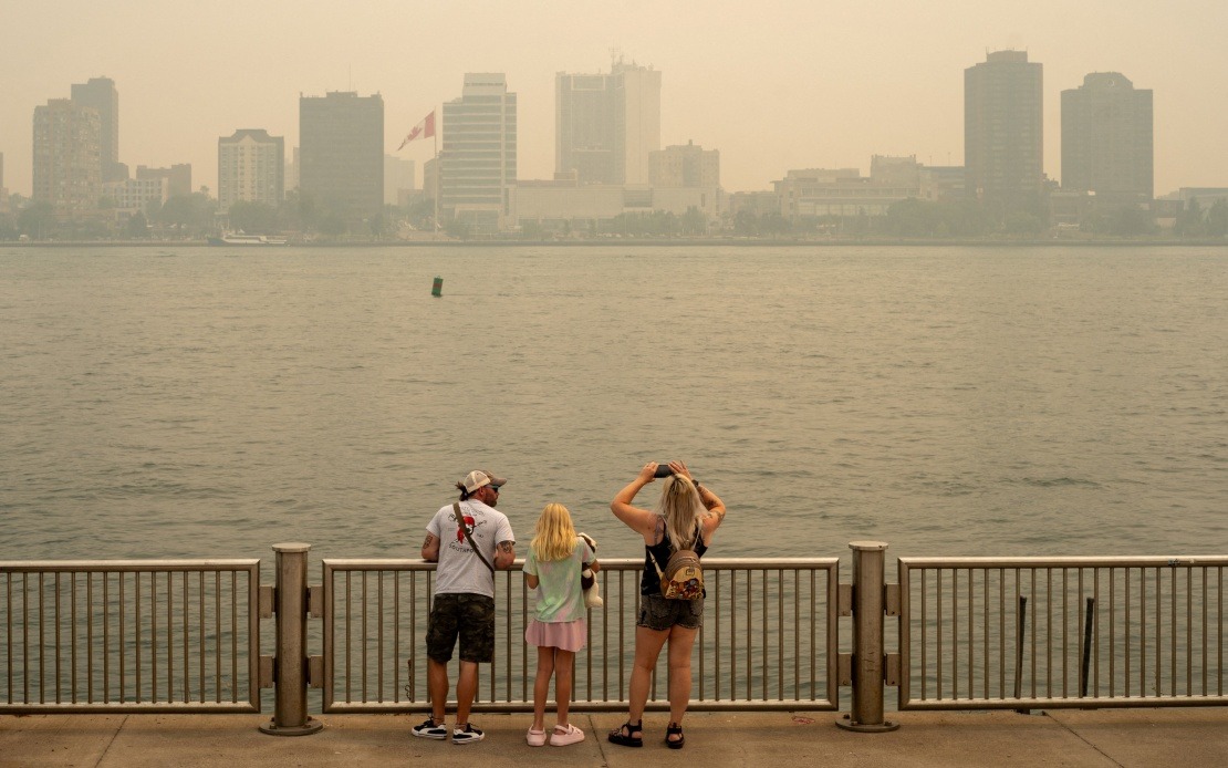British Columbia Wildfire Spreads Across 100 Sq Km As Thousands Evacuate