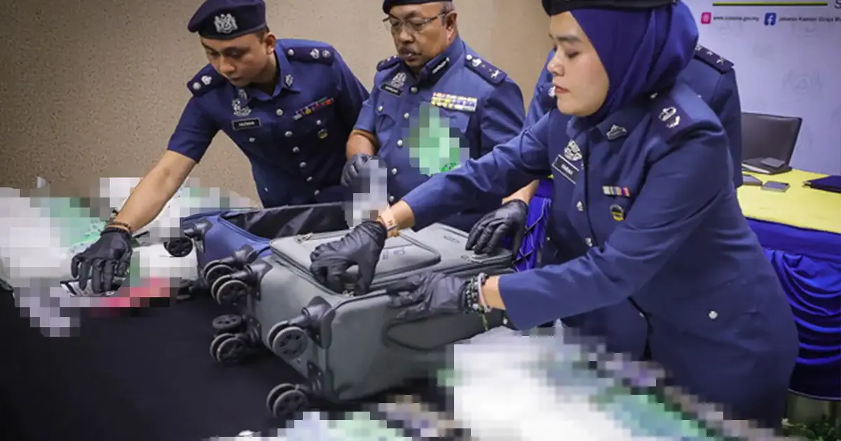 Two men arrested at Kuching airport with RM1.32 million in smuggled drugs