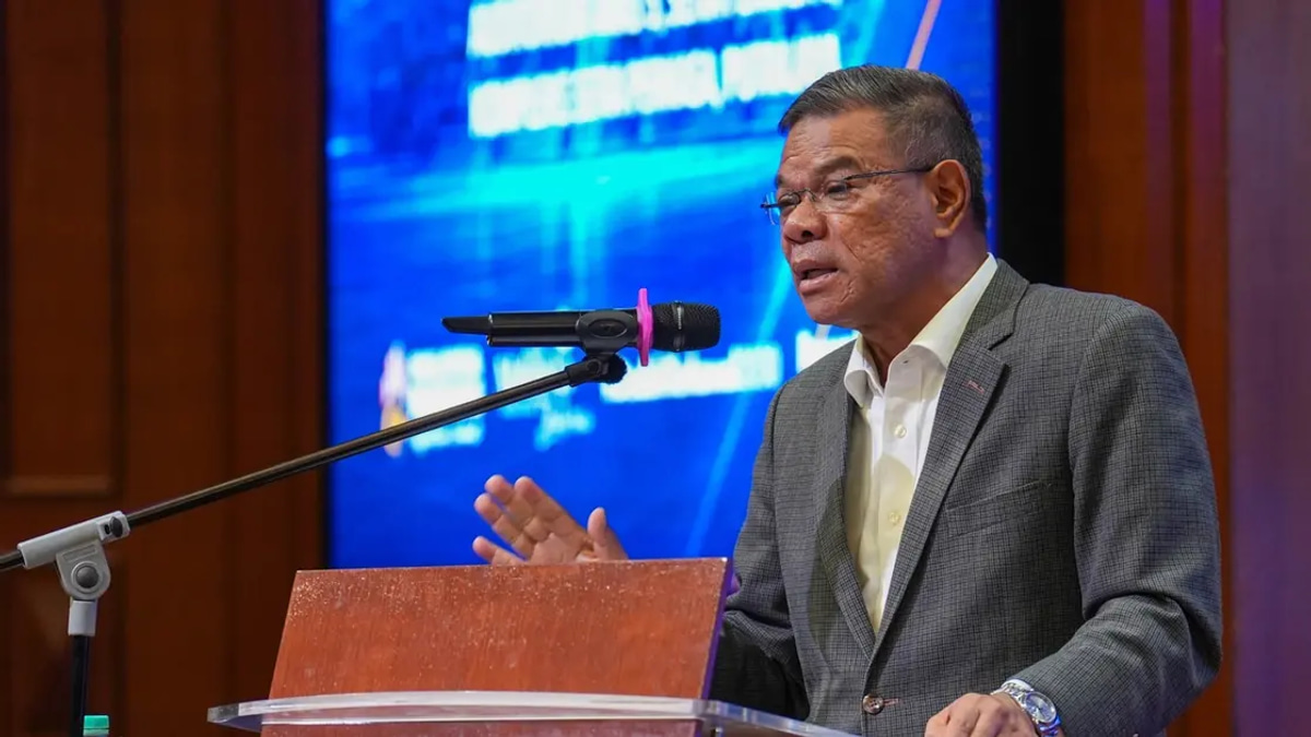 Home Minister Rejects Claims of Mass Citizenship Grants to Foreigners