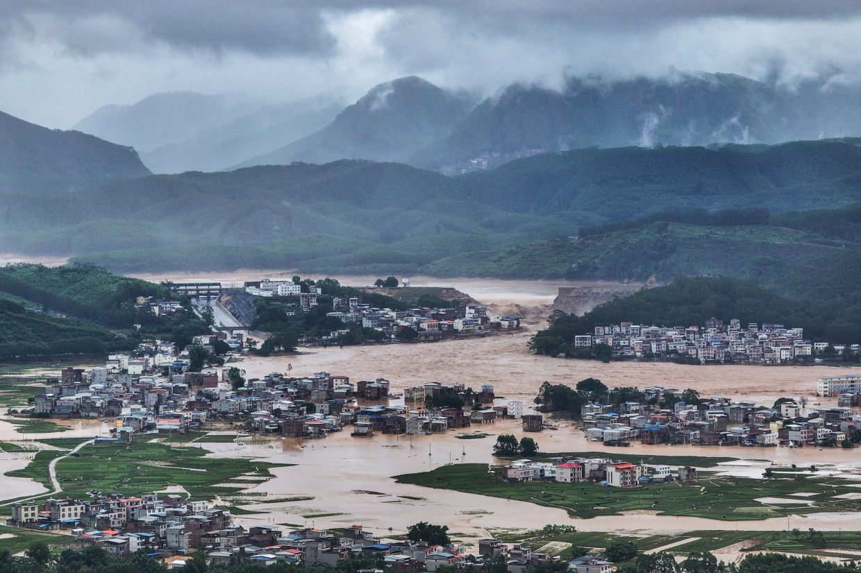 China Seeks Public Leads in Dam Collapse Inquiry Following Typhoon Damage
