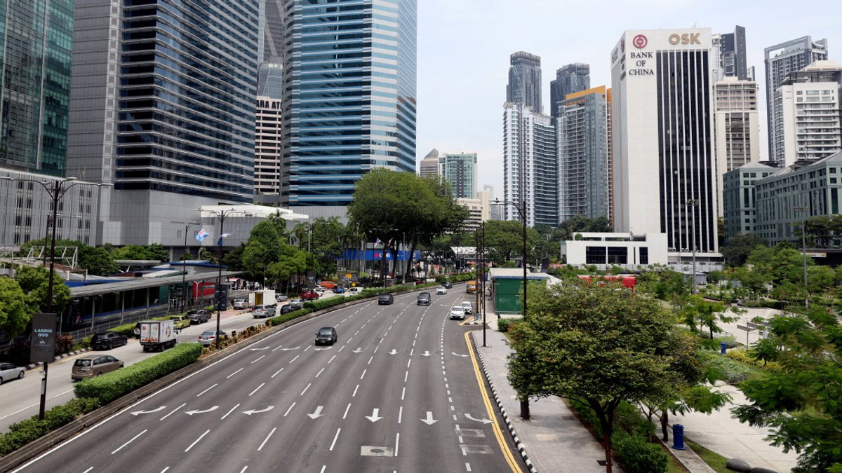 DBKL Launches Safety Drive After Fatal Tree Collapse, Begins Urgent Inspection of High-Risk Trees Across Capital