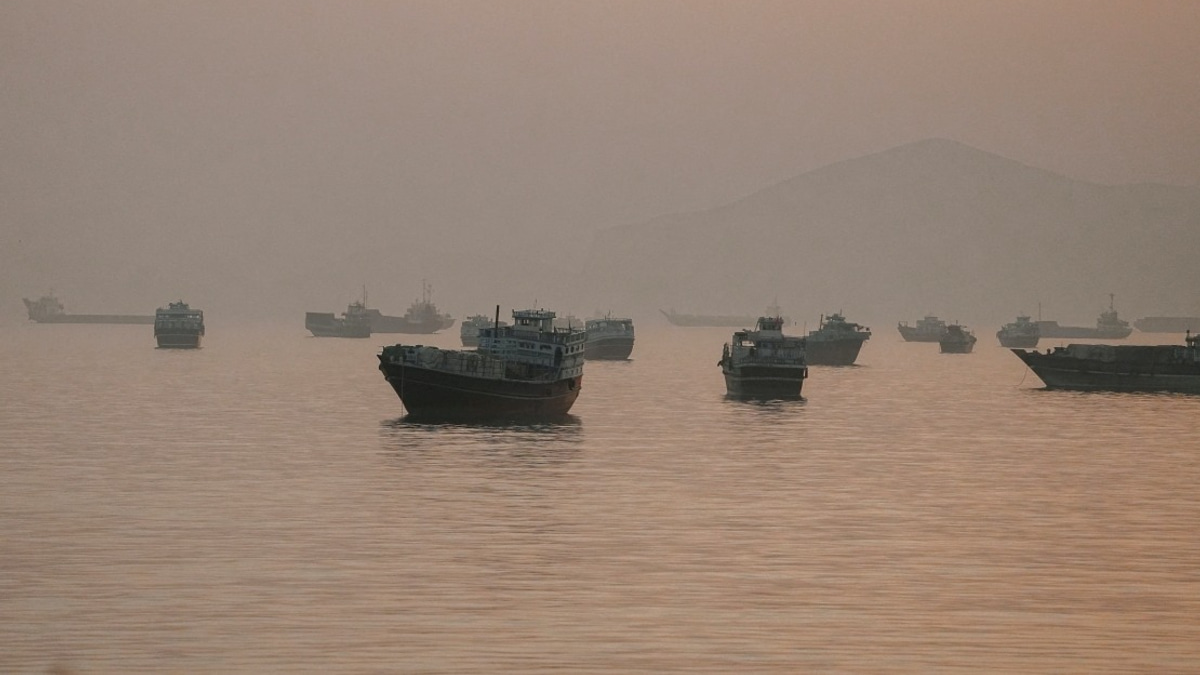 India Bars Seafarers From High-Risk Strait of Hormuz Passages