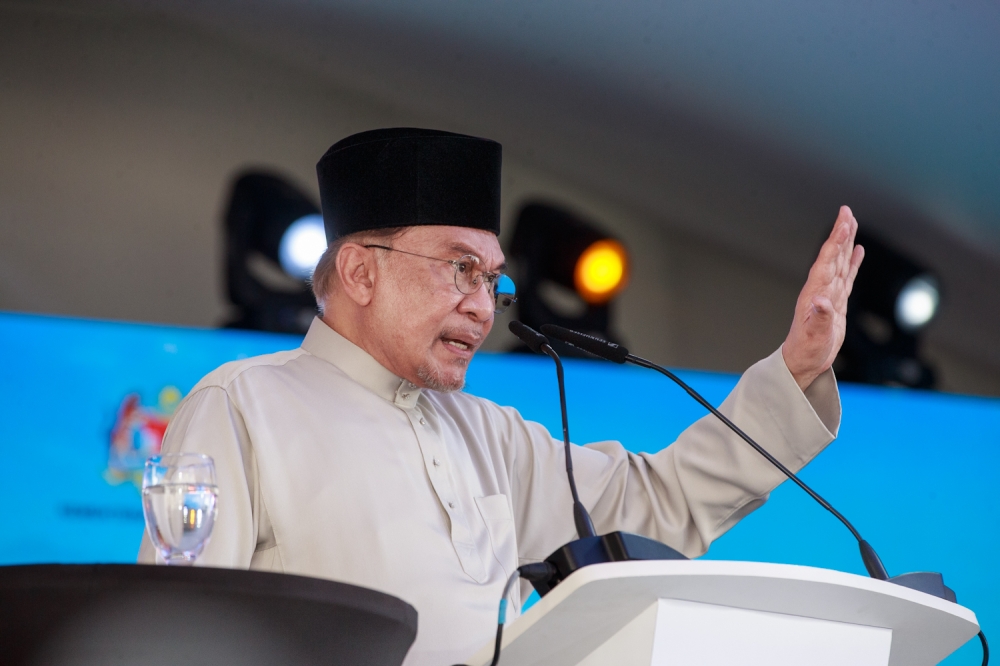 Anwar orders sweeping review of civil service promotion system as officers face eight-year delays