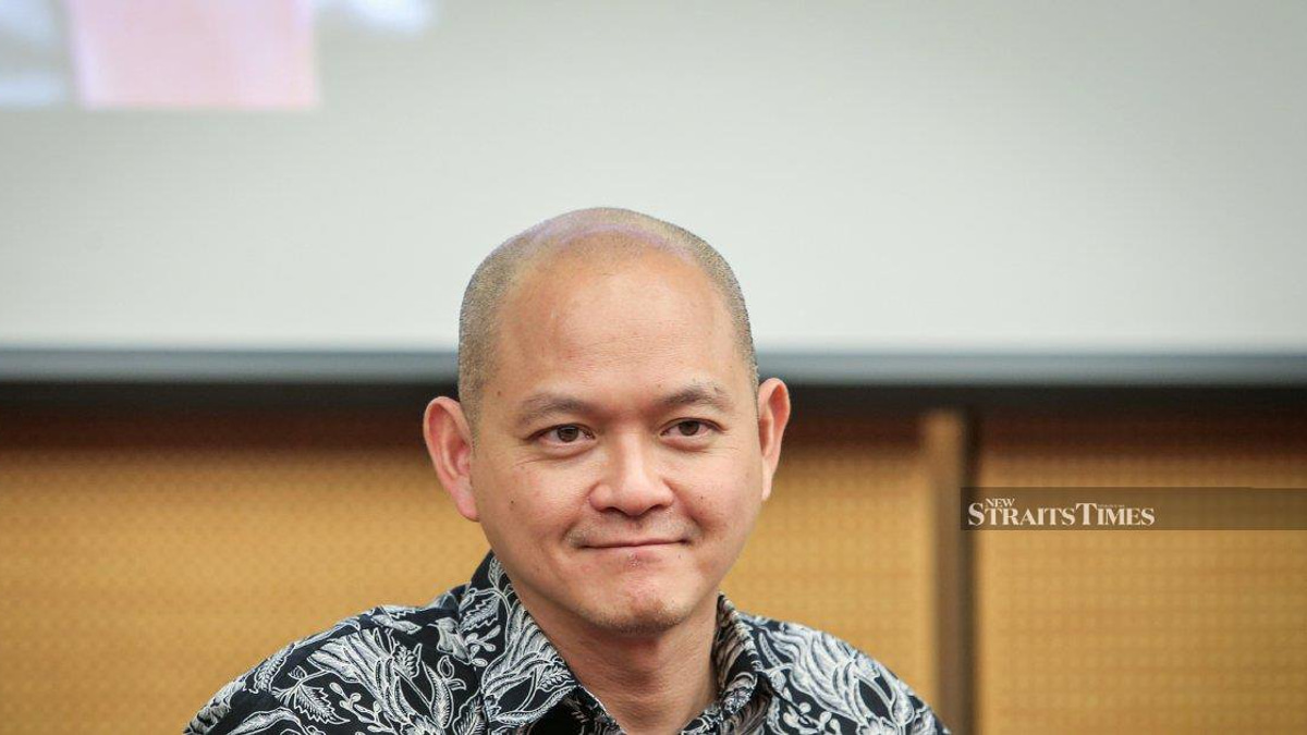 Former DAP MP Ong Kian Ming Resigns to Support Khairy Jamaluddin's Political Push