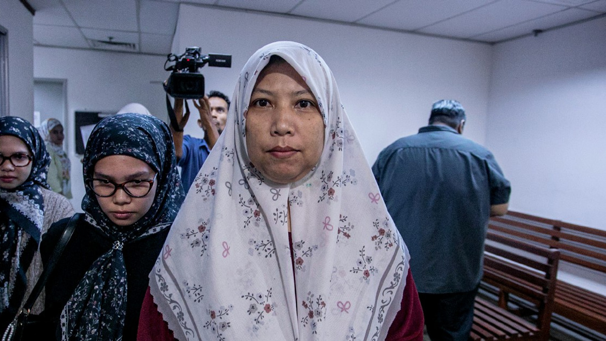 Woman Fined RM500 for Assaulting Sultan Nazrin Shah During Perak National Day Event