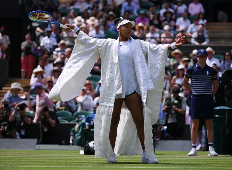 Osaka's Grand Slam Pedigree Shines Through at Wimbledon as She Advances to Last 16