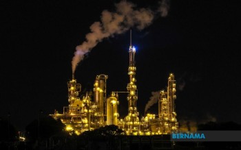 Malaysia Must Balance Energy Security With Fiscal Responsibility in Building Petroleum Reserves, Says Economist