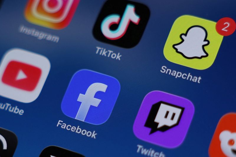Most Americans Back Tighter Regulation of Social Media, Poll Shows